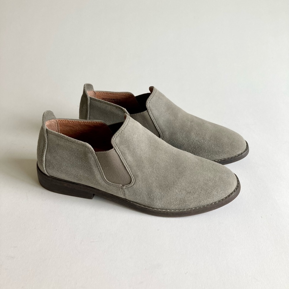 Gentle Souls Grey Suede Genuine Leather Rubber Outsole Loafers size 7